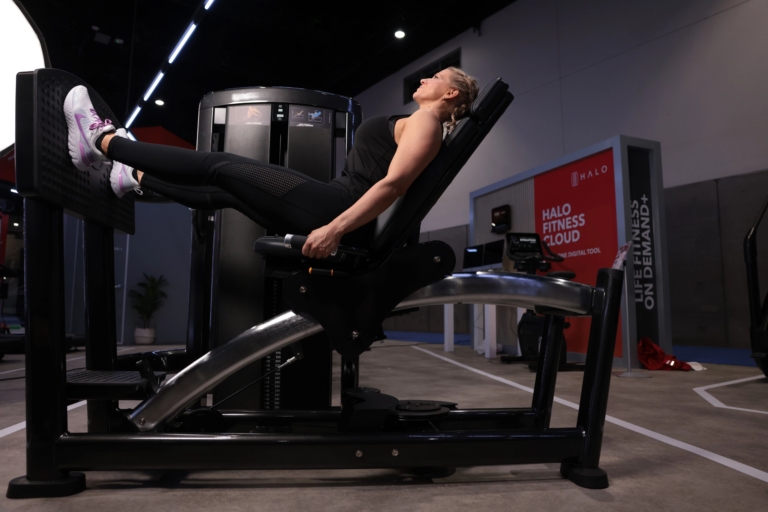 Arc Leg Press - Life Fitness NZ